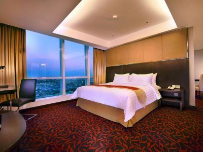 bedroom 2 - hotel alana - surabaya, indonesia