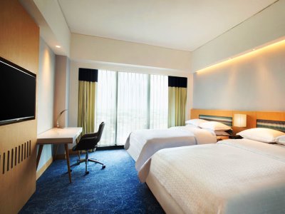 bedroom - hotel four points by sheraton surabaya - surabaya, indonesia