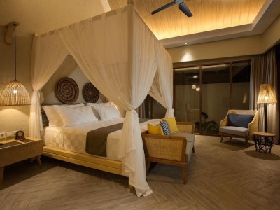 bedroom 2 - hotel the kayana beach lombok - lombok, indonesia