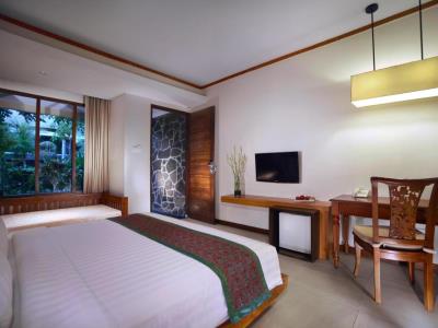 bedroom - hotel aston sunset beach - gili trawangan - lombok, indonesia