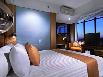 bedroom 3 - hotel aston inn mataram - lombok, indonesia