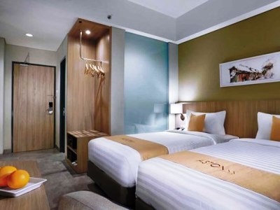 bedroom 5 - hotel aston inn mataram - lombok, indonesia