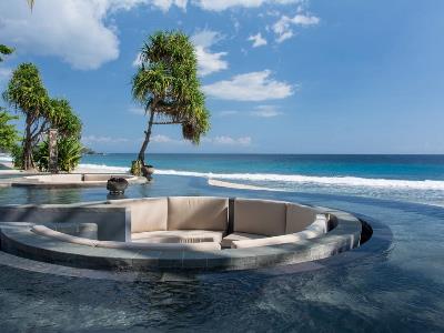 outdoor pool 1 - hotel katamaran resort - lombok, indonesia
