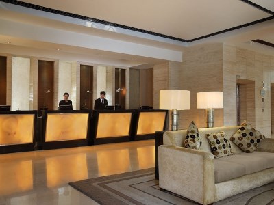 lobby - hotel aryaduta medan - medan, indonesia