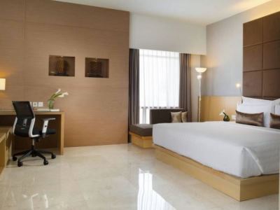 bedroom - hotel santika premiere dyandra medan - medan, indonesia