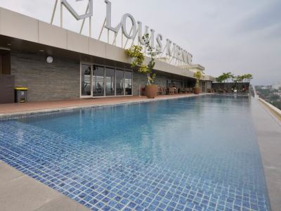 outdoor pool - hotel louis kienne hotel simpang lima - semarang, indonesia