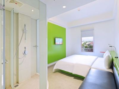 bedroom 1 - hotel pop! hotel solo - surakarta, indonesia
