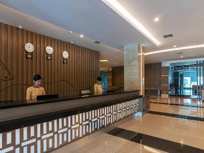 lobby - hotel dalton hotel makassar - makassar, indonesia