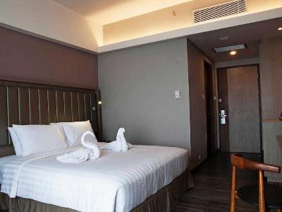 bedroom - hotel gammara hotel makassar - makassar, indonesia