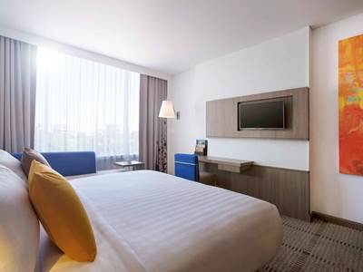 bedroom 1 - hotel novotel makassar grand shayla - makassar, indonesia