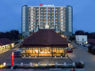 exterior view - hotel swiss-belhotel pangkalpinang - pangkal pinang, indonesia