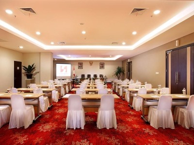 conference room - hotel swiss-belinn malang - malang, indonesia