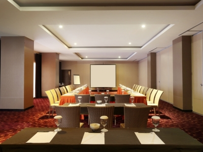 conference room - hotel the 1o1 malang oj - malang, indonesia