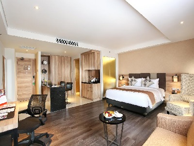 bedroom - hotel swiss-belinn karawang - karawang, indonesia