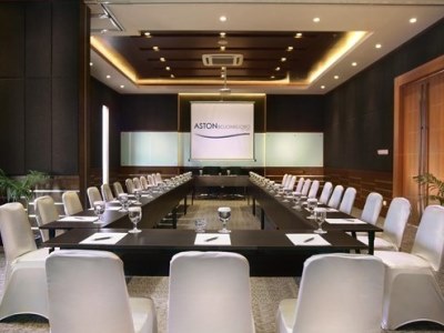 conference room - hotel aston bojonegoro city - bojonegoro, indonesia