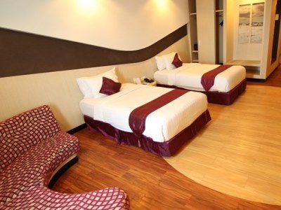 bedroom 3 - hotel aston cirebon hotel n convention center - cirebon, indonesia