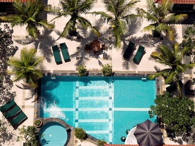 outdoor pool - hotel mercure jakarta kota - jakarta, indonesia