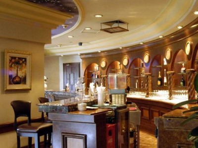 bar - hotel aryaduta suites semanggi - jakarta, indonesia