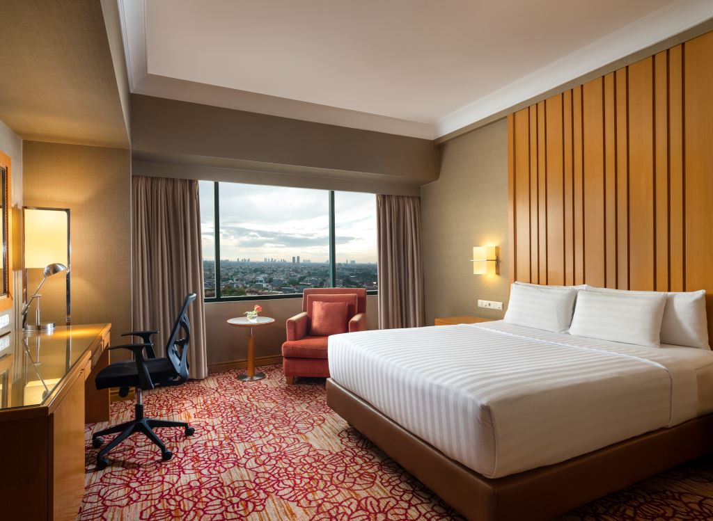 deluxe room - hotel ciputra jakarta by swiss-belhotel intl - jakarta, indonesia