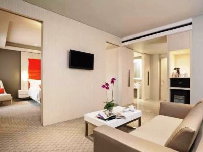 bedroom 3 - hotel grand mercure harmoni - jakarta, indonesia