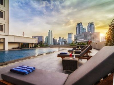 outdoor pool - hotel royal kuningan - jakarta, indonesia