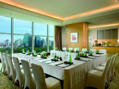 conference room - hotel the residences at the ritz-carlton - jakarta, indonesia