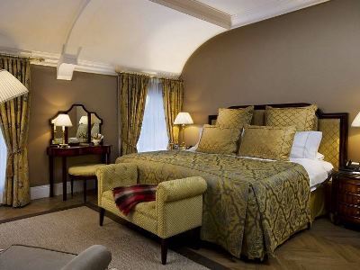bedroom 2 - hotel castlemartyr resort - cork, ireland