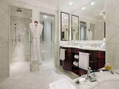 bathroom - hotel castlemartyr resort - cork, ireland