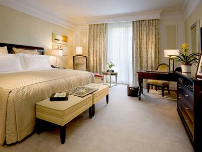 bedroom 1 - hotel castlemartyr resort - cork, ireland
