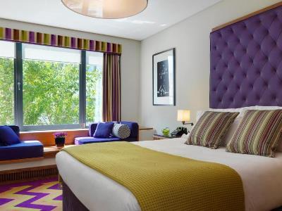 bedroom - hotel the fitzwilliam hotel dublin - dublin, ireland