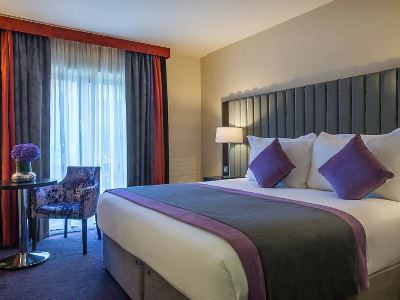 bedroom - hotel trinity city hotel - dublin, ireland