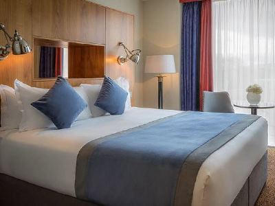 bedroom 2 - hotel trinity city hotel - dublin, ireland