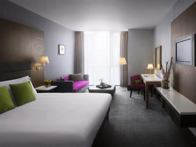 bedroom 3 - hotel radisson blu royal - dublin, ireland