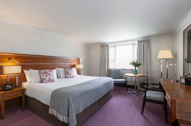 standard bedroom - hotel the green - dublin, ireland
