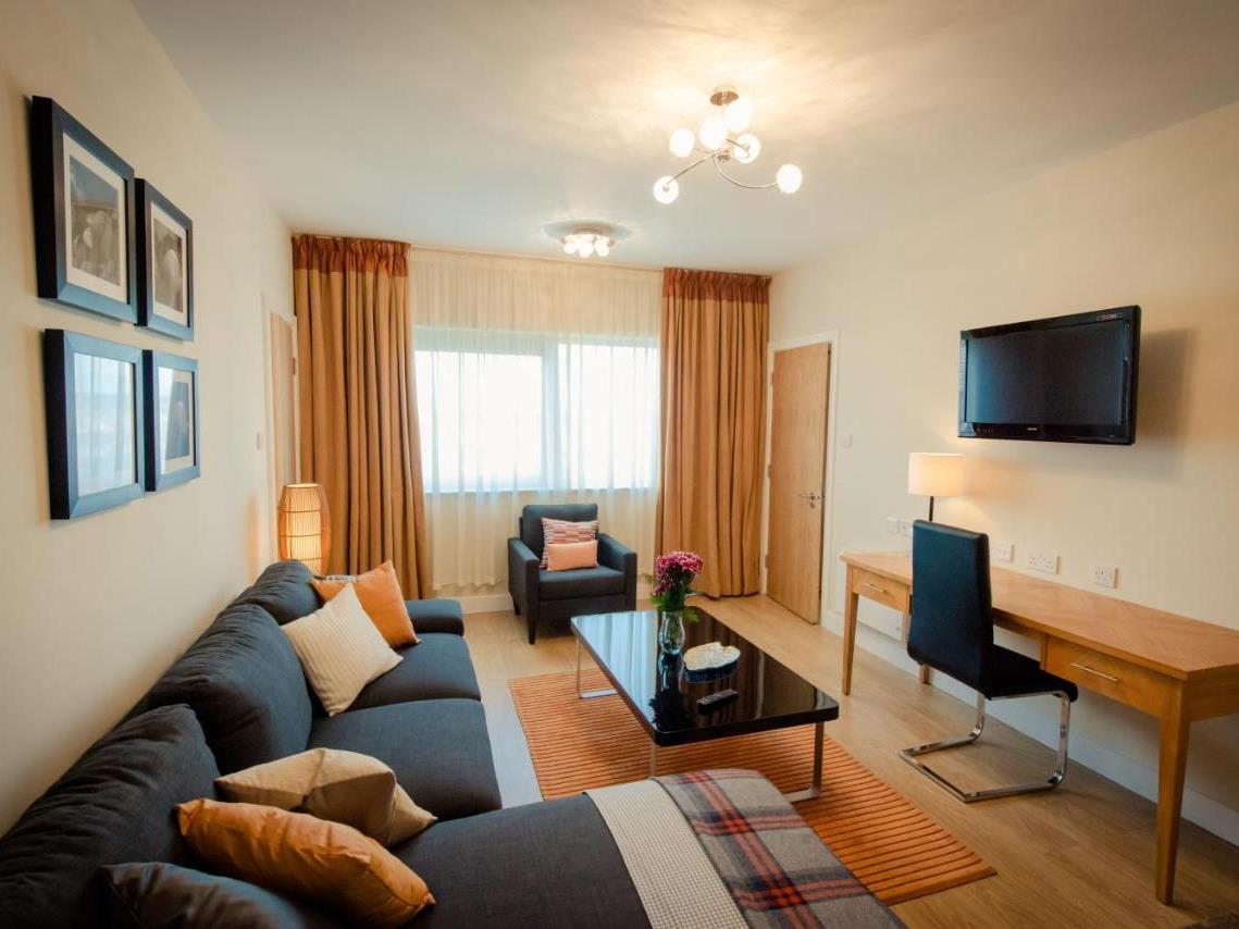 bedroom 5 - hotel aspect hotel park west - dublin, ireland