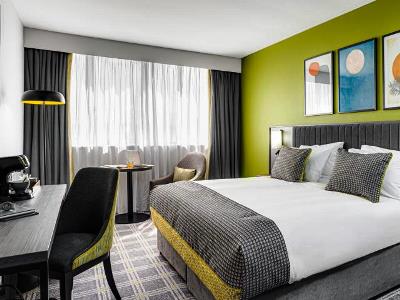 bedroom 1 - hotel plaza hotel - dublin, ireland