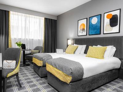 bedroom 3 - hotel plaza hotel - dublin, ireland