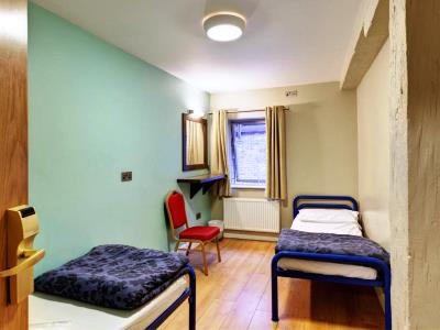 bedroom 3 - hotel isaacs hostel dublin - dublin, ireland