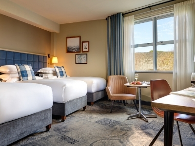 standard bedroom 1 - hotel harbour - galway, ireland