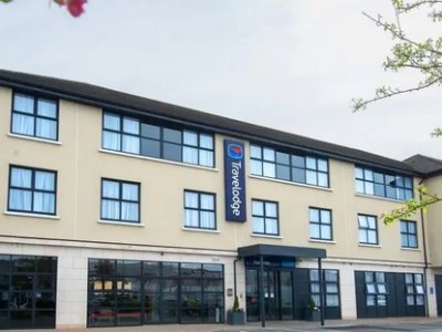 exterior view - hotel travelodge galway city - galway, ireland
