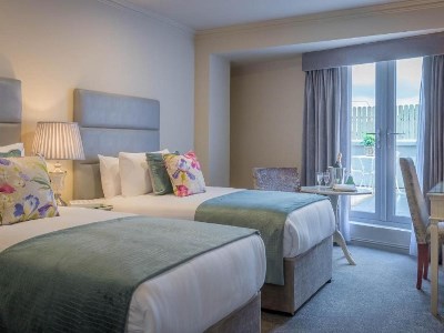 bedroom - hotel forster court - galway, ireland