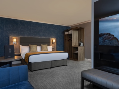 bedroom - hotel clybaun - galway, ireland
