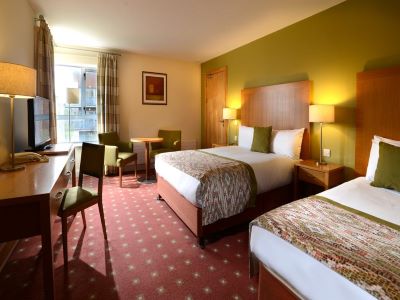 bedroom 1 - hotel hotel killarney - killarney, ireland