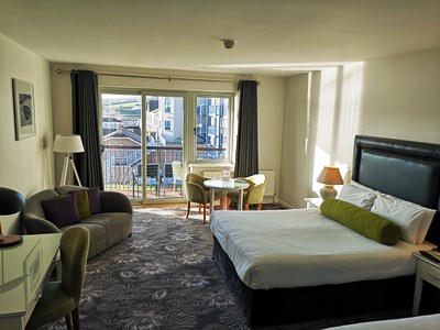 deluxe room - hotel ferrycarrig - wexford, ireland