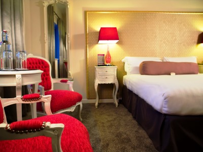 standard bedroom - hotel ferrycarrig - wexford, ireland