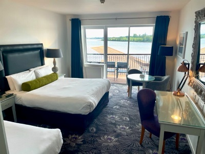 bedroom - hotel ferrycarrig - wexford, ireland