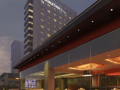 exterior view 1 - hotel doubletree by hilton new delhi ncr - gurugram, india