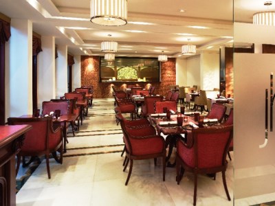 restaurant - hotel tajview, agra-ihcl seleqtions - agra, india