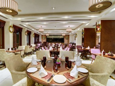 restaurant 1 - hotel tajview, agra-ihcl seleqtions - agra, india