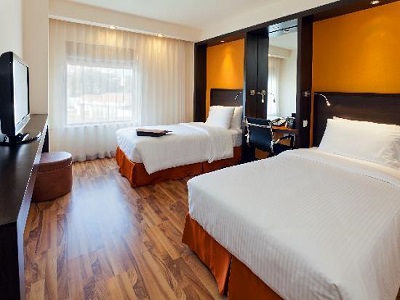 bedroom - hotel hampton by hilton vadodara - alkapuri - vadodara, india